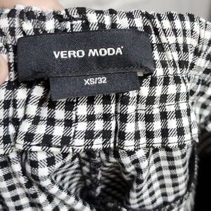 Great condition Vero Moda xs dress pants